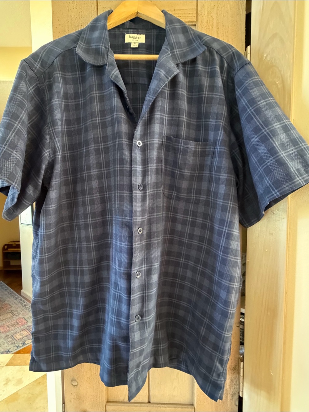 Haggar Men's Short-Sleeve Button-Down Shirt in Blue Plaid - Size XL